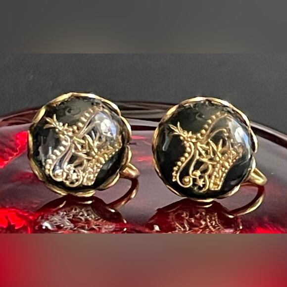 Pair Midcentury Lucite Royal Crown Screw Back Clip on Earrings Black & Gold Tone - Picture 1 of 7